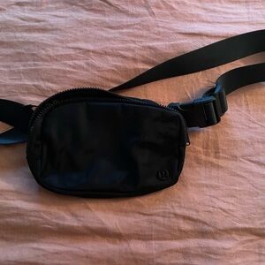 Lululemon belt bag